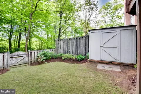 5262 Lonsdale Dr, Springfield, VA 22151 photo 15