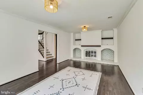 Living - 7406 Calamo St, Springfield, VA 22150 photo 1 of 6