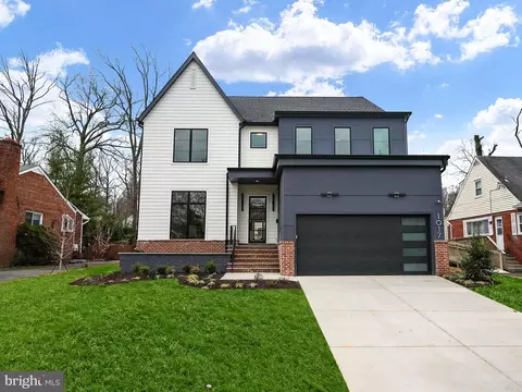 1017 Poplar Dr, Falls Church, VA 22046