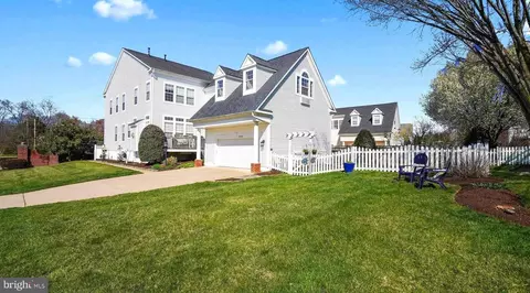 9030 Virginia Ter, Lorton, VA 22079