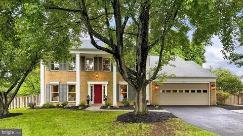 12321 Valley High Rd, Herndon, VA 20170