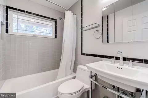 7406 Gresham St, Springfield, VA 22151 photo 11
