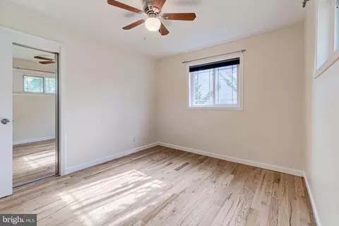 7406 Gresham St, Springfield, VA 22151 photo 14
