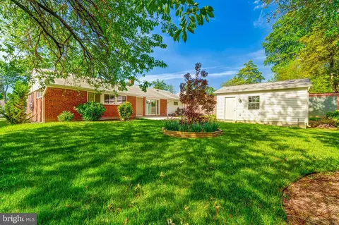7406 Gresham St, Springfield, VA 22151 photo 23