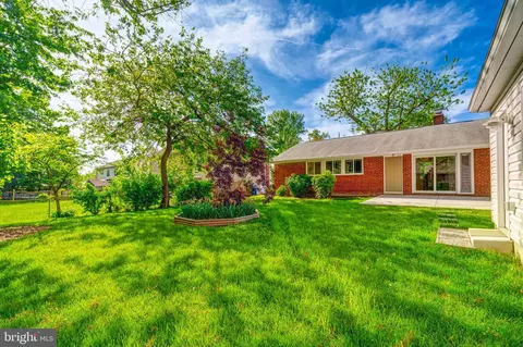 7406 Gresham St, Springfield, VA 22151 photo 22