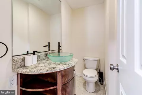 7406 Gresham St, Springfield, VA 22151 photo 10