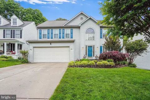 9112 Silver Pointe Way, Fairfax Station, VA 22039