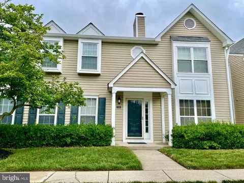 7815 B Harrowgate Cir #150, Springfield, VA 22152