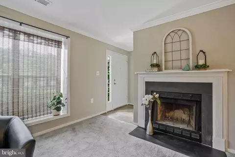 7815 B Harrowgate Cir #150, Springfield, VA 22152 photo 6