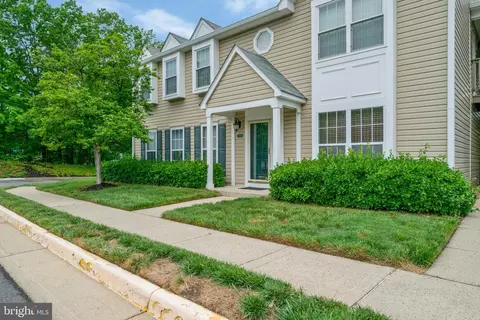 7815 B Harrowgate Cir #150, Springfield, VA 22152 photo 2