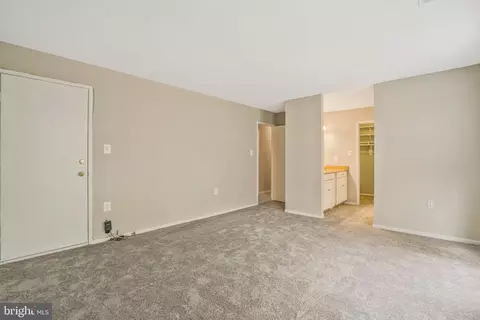 7815 B Harrowgate Cir #150, Springfield, VA 22152 photo 18