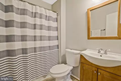 7815 B Harrowgate Cir #150, Springfield, VA 22152 photo 16