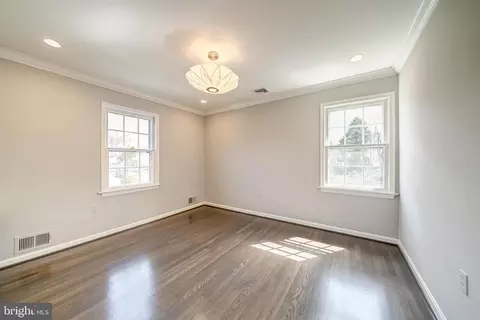Bedroom - 6202 Nethercombe Ct, Mclean, VA 22101 photo 6 of 9