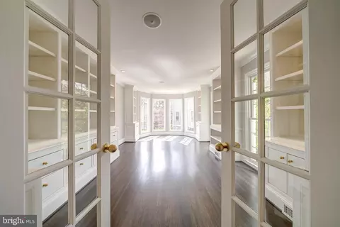 Other - 6202 Nethercombe Ct, Mclean, VA 22101 photo 3 of 30