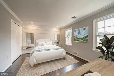 Bedroom - 6202 Nethercombe Ct, Mclean, VA 22101 photo 3 of 9