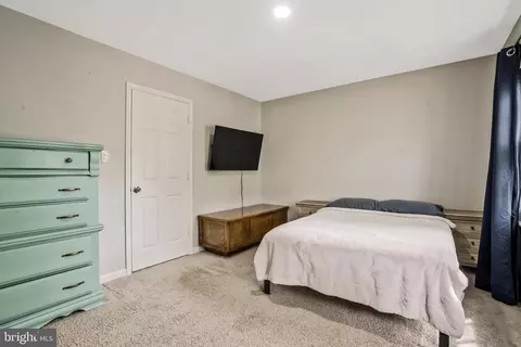 8056 Dulciana Ct, Springfield, VA 22153 photo 21