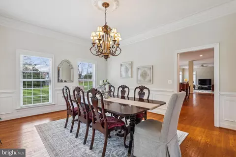 Dining - 1634 Hicks Dr, Vienna, VA 22182 photo 2 of 4
