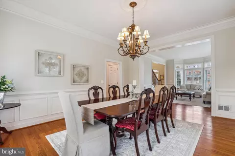 Dining - 1634 Hicks Dr, Vienna, VA 22182 photo 1 of 4