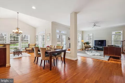 Dining - 1634 Hicks Dr, Vienna, VA 22182 photo 3 of 4