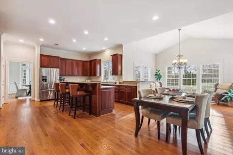 Other - 1634 Hicks Dr, Vienna, VA 22182 photo 3 of 20