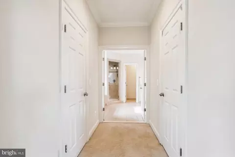 Entry Way - 1634 Hicks Dr, Vienna, VA 22182 photo 6 of 8