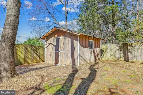 Exterior - 1634 Hicks Dr, Vienna, VA 22182 photo 10 of 13