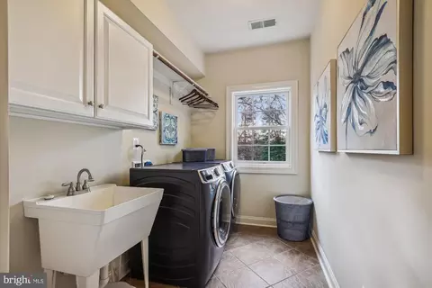 Other - 1634 Hicks Dr, Vienna, VA 22182 photo 9 of 20