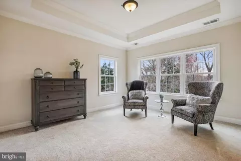 Entry Way - 1634 Hicks Dr, Vienna, VA 22182 photo 5 of 8
