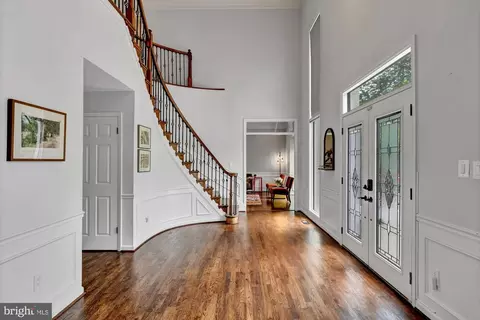 Entry Way - 2108 Post Rd, Vienna, VA 22181 photo 1 of 12