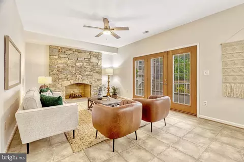 Living - 9013 Digory Ct, Burke, VA 22015 photo 5 of 5