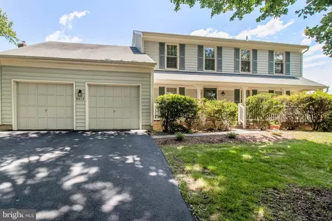 Exterior - 9013 Digory Ct, Burke, VA 22015 photo 8 of 14
