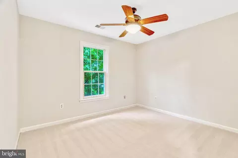 Bedroom - 9013 Digory Ct, Burke, VA 22015 photo 5 of 8