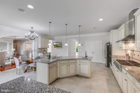 1271 Kensington Rd, Mclean, VA 22101 photo 15
