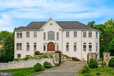 1271 Kensington Rd, Mclean, VA 22101