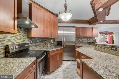 1271 Kensington Rd, Mclean, VA 22101 photo 38
