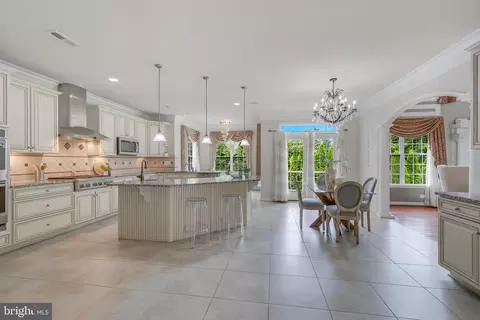 1271 Kensington Rd, Mclean, VA 22101 photo 11