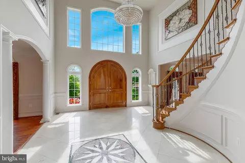 1271 Kensington Rd, Mclean, VA 22101 photo 3