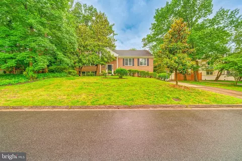 6551 Spring Valley Dr, Alexandria, VA 22312