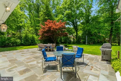 1575 Forest Villa Ln, Mclean, VA 22101 photo 31