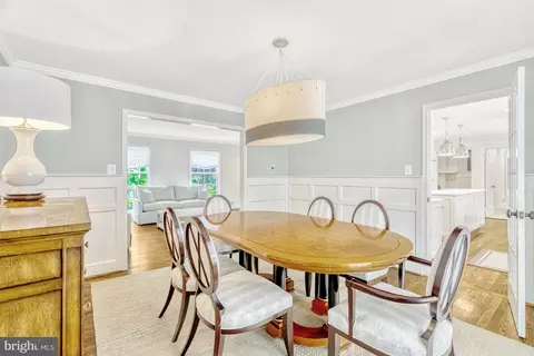 1575 Forest Villa Ln, Mclean, VA 22101 photo 7