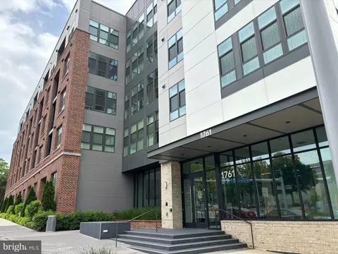 1761 Old Meadow Rd #504, Mclean, VA 22102