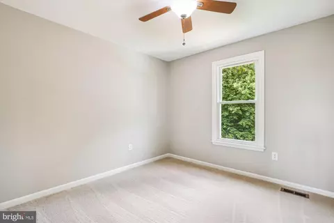 7100 Dudrow Ct, Springfield, VA 22150 photo 27