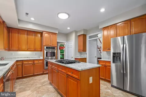 8530 Hooes Rd, Springfield, VA 22153 photo 19