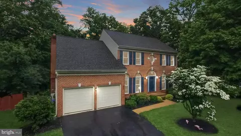 8530 Hooes Rd, Springfield, VA 22153 photo 2