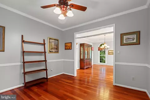 8530 Hooes Rd, Springfield, VA 22153 photo 12