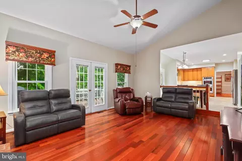 8530 Hooes Rd, Springfield, VA 22153 photo 22