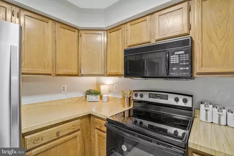 Kitchen - 7813 Harrowgate Cir #A, Springfield, VA 22152 photo 2 of 4