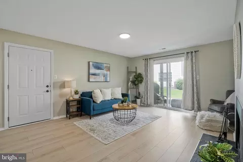 Living - 7813 Harrowgate Cir #A, Springfield, VA 22152 photo 3 of 3