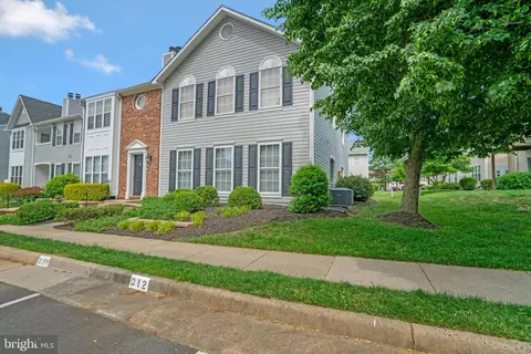Exterior - 7813 Harrowgate Cir #A, Springfield, VA 22152 photo 5 of 10