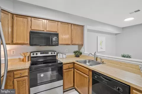 Kitchen - 7813 Harrowgate Cir #A, Springfield, VA 22152 photo 1 of 4